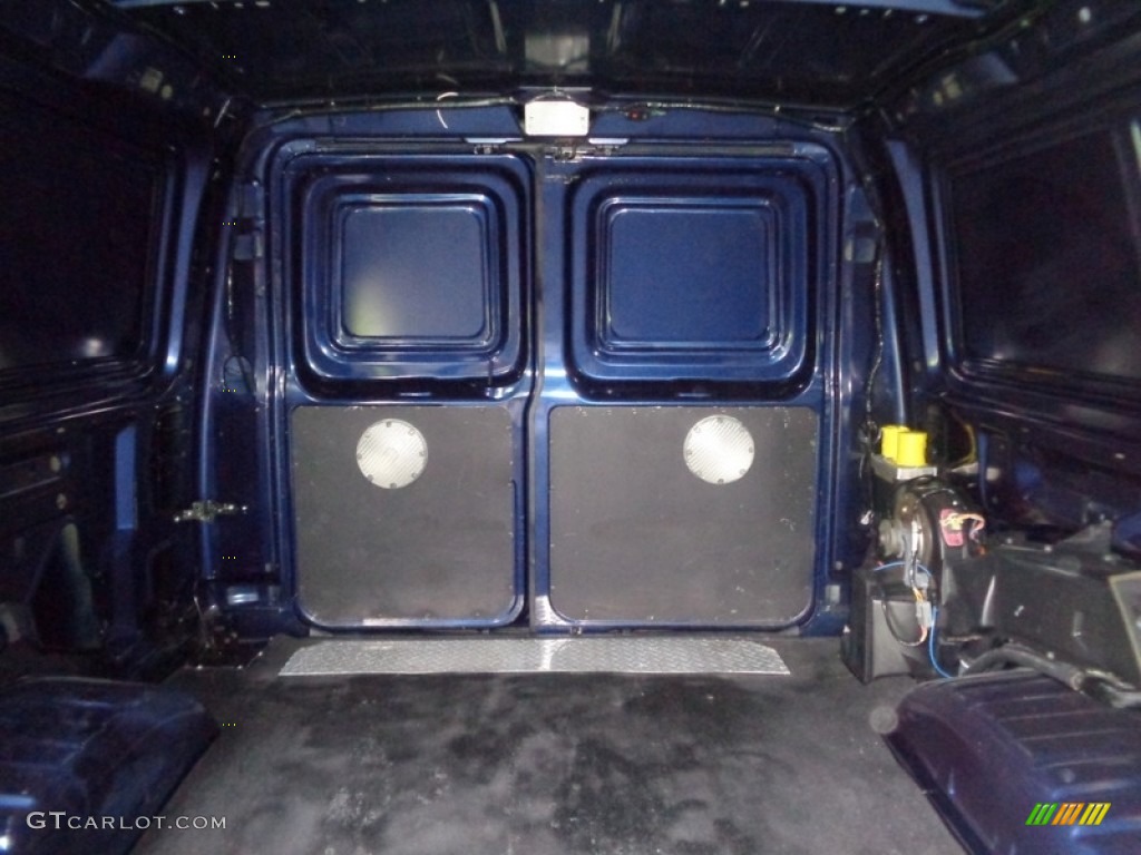 2006 E Series Van E250 Commercial - True Blue Metallic / Medium Flint Grey photo #26