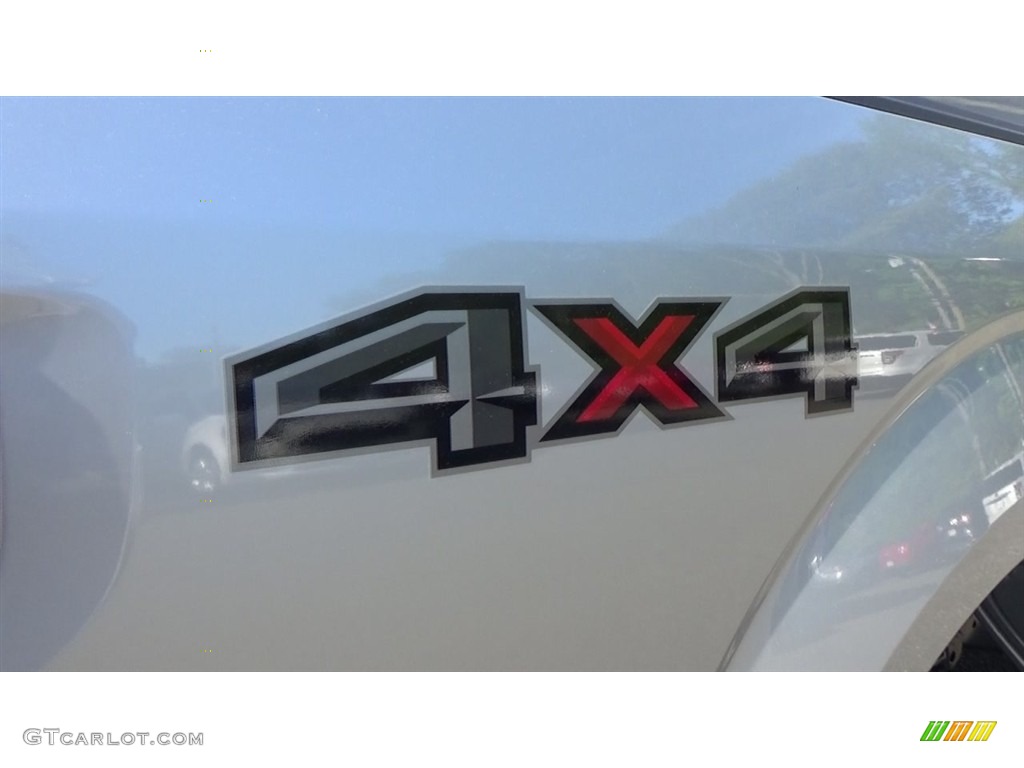 2018 F150 XLT SuperCrew 4x4 - Ingot Silver / Earth Gray photo #31