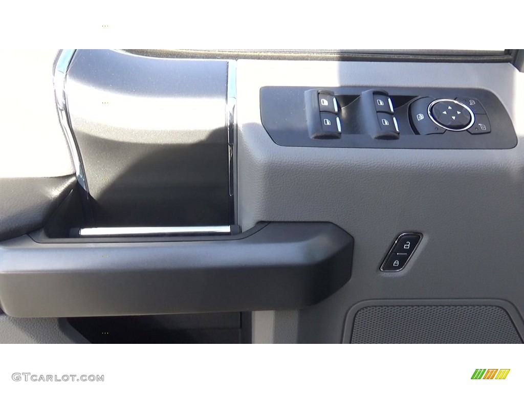 2018 F150 XLT SuperCrew 4x4 - Ingot Silver / Earth Gray photo #41