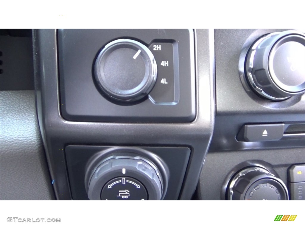 2018 F150 XLT SuperCrew 4x4 - Ingot Silver / Earth Gray photo #50