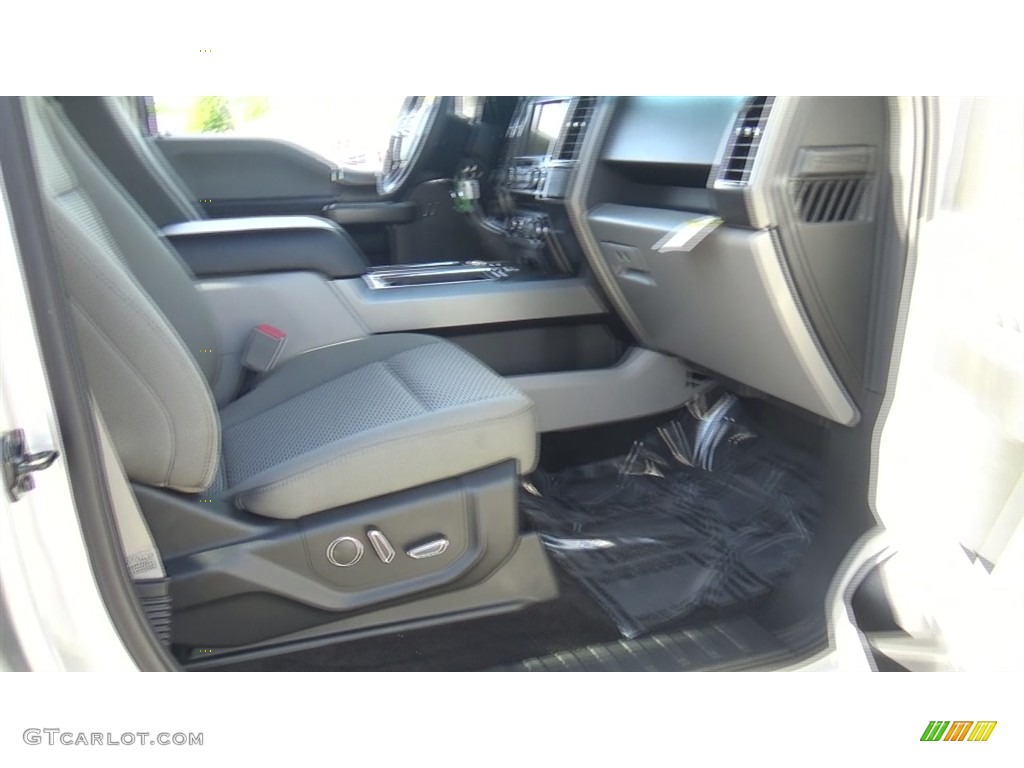 2018 F150 XLT SuperCrew 4x4 - Ingot Silver / Earth Gray photo #86