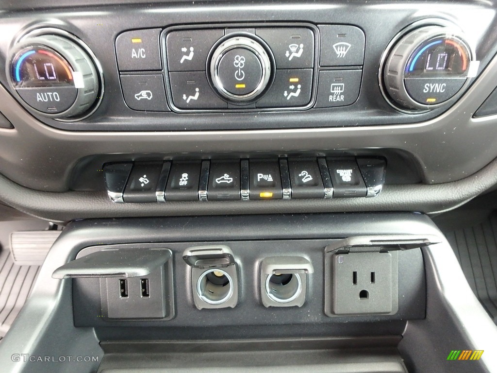 2018 GMC Sierra 2500HD SLT Crew Cab 4x4 Controls Photo #127327340