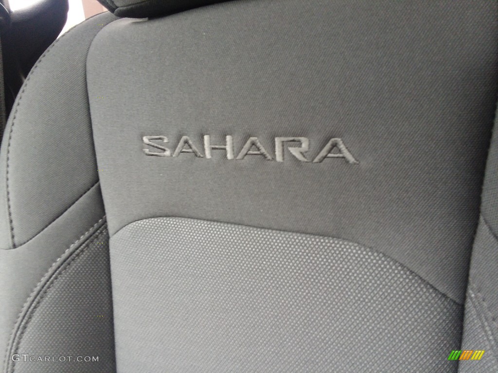 2018 Wrangler Unlimited Sahara 4x4 - Ocean Blue Metallic / Black photo #10