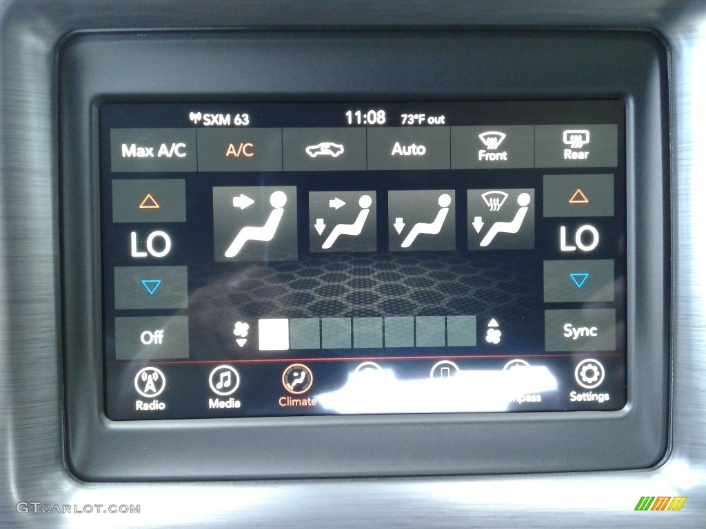 2018 Dodge Challenger T/A Controls Photo #127327775