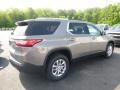 Pepperdust Metallic - Traverse LT AWD Photo No. 5