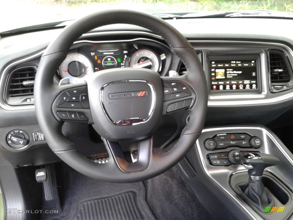 2018 Dodge Challenger T/A Steering Wheel Photos