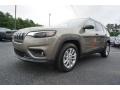Light Brownstone Pearl 2019 Jeep Cherokee Latitude Exterior