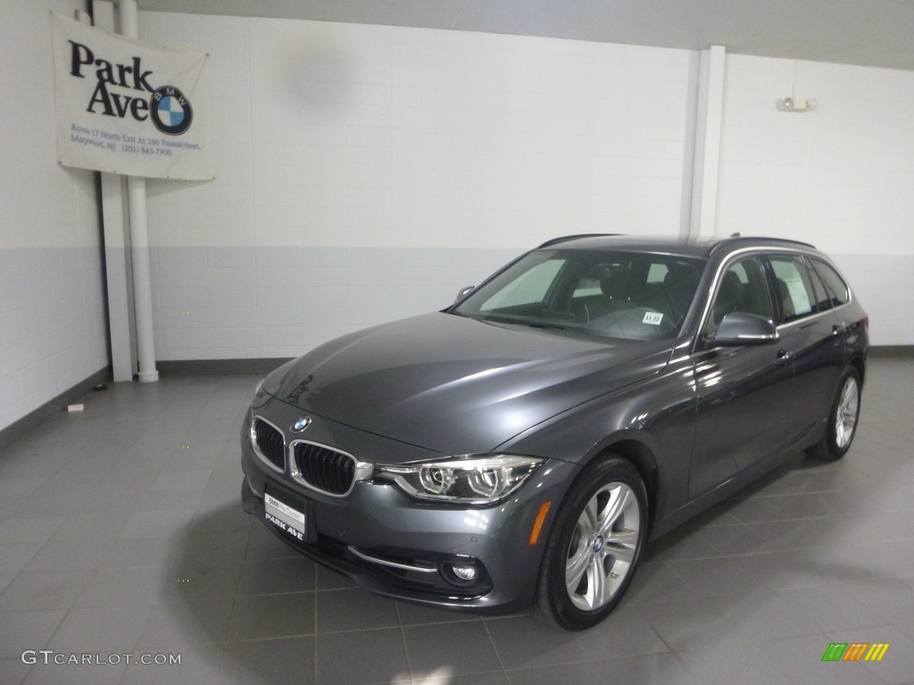 2018 3 Series 330i xDrive Sports Wagon - Mineral Grey Metallic / Black photo #1