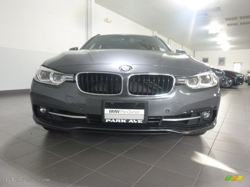 2018 3 Series 330i xDrive Sports Wagon - Mineral Grey Metallic / Black photo #8