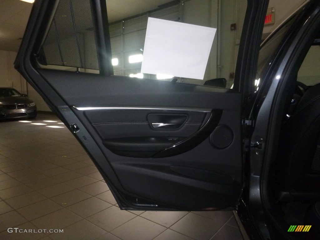 2018 3 Series 330i xDrive Sports Wagon - Mineral Grey Metallic / Black photo #12