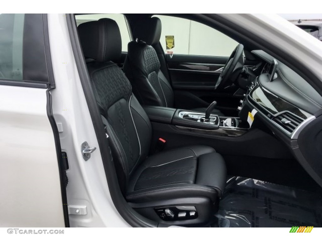 2019 BMW 7 Series 750i Sedan Front Seat Photos