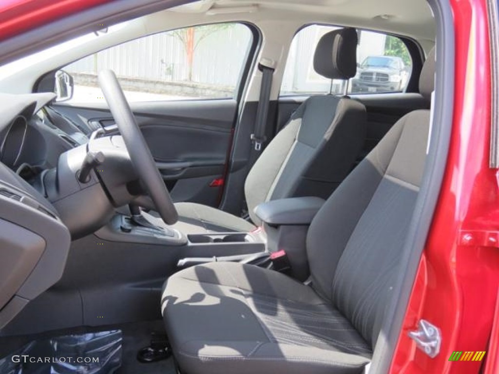 2018 Focus SEL Sedan - Hot Pepper Red / Charcoal Black photo #7