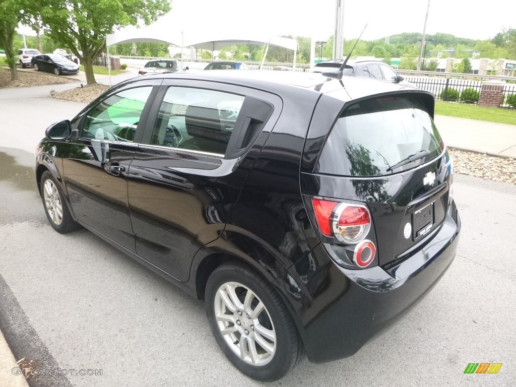 2012 Sonic LT Hatch - Black / Jet Black/Brick photo #8