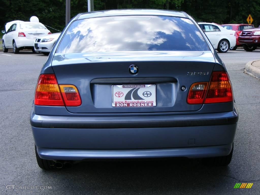 2002 3 Series 325i Sedan - Steel Blue Metallic / Black photo #18