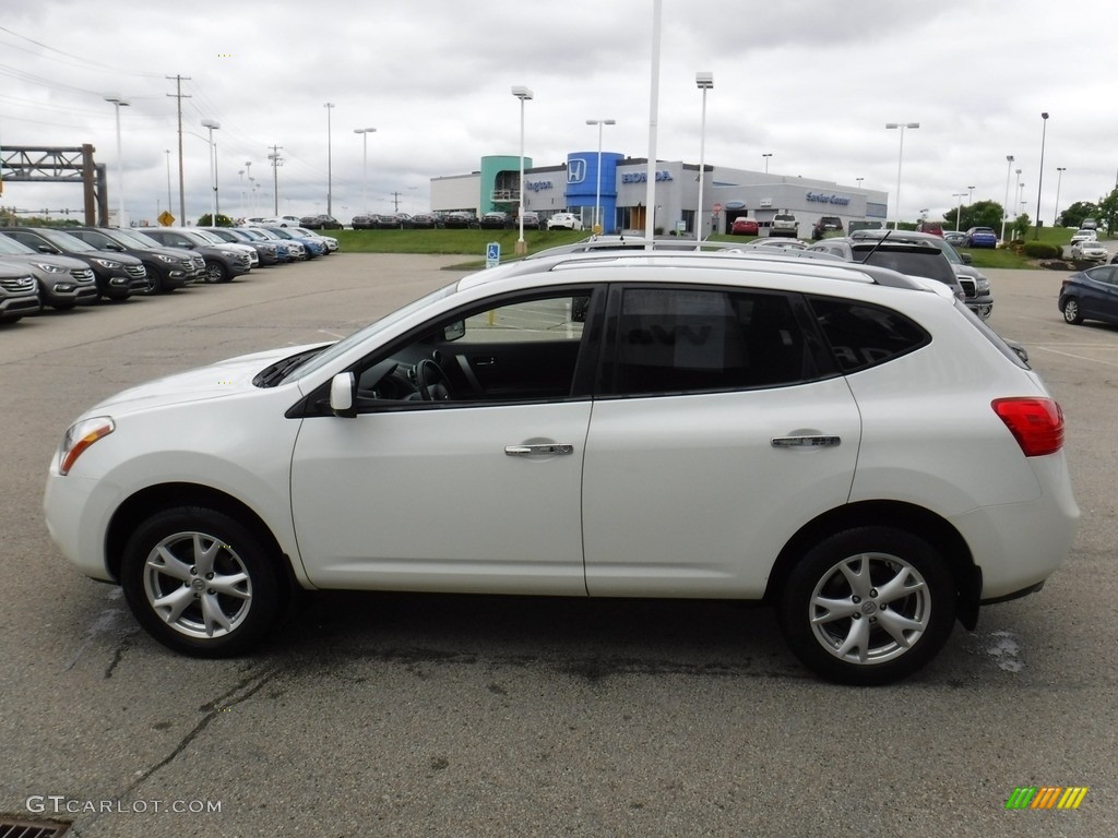 2010 Rogue SL AWD - Phantom White / Black photo #7