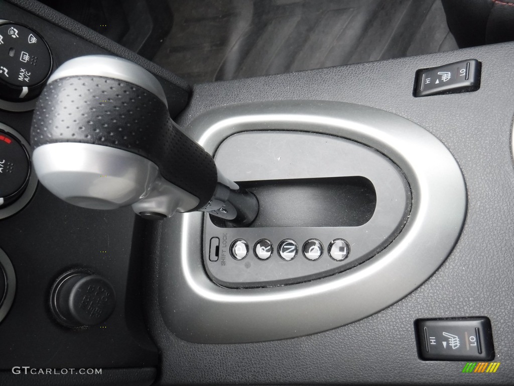 2010 Rogue SL AWD - Phantom White / Black photo #19