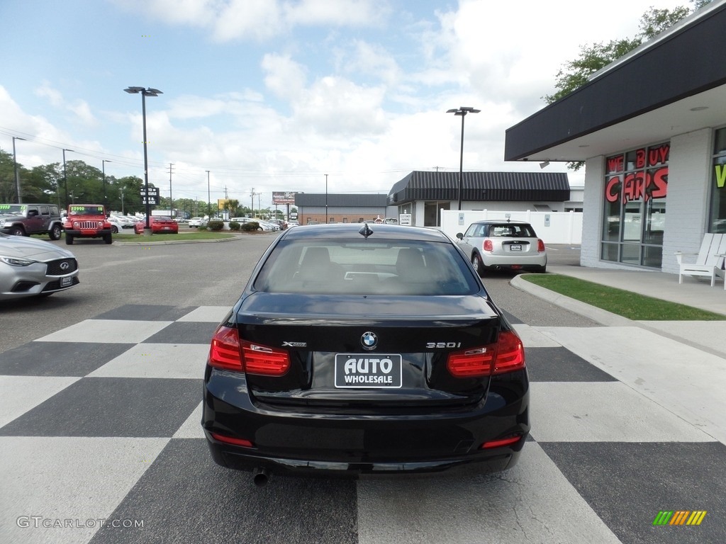 2015 3 Series 320i xDrive Sedan - Jet Black / Black photo #4