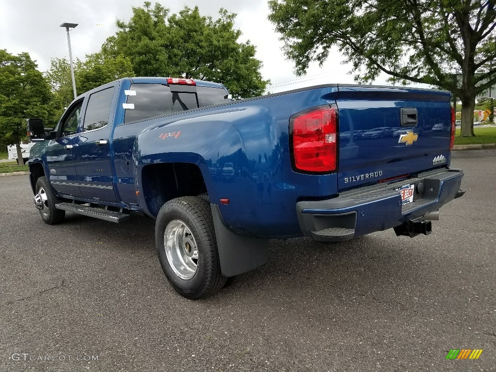 2018 Silverado 3500HD High Country Crew Cab 4x4 - Deep Ocean Blue Metallic / Jet Black photo #4