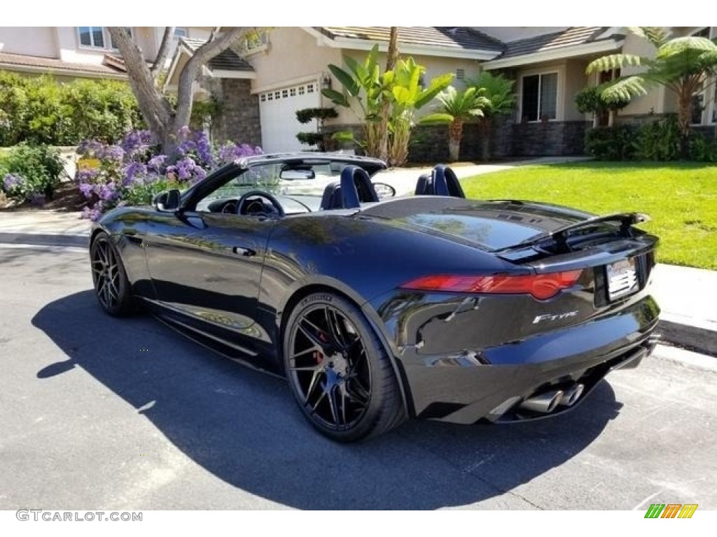 2016 F-TYPE R Convertible - Ultimate Black Metallic / Jet photo #4