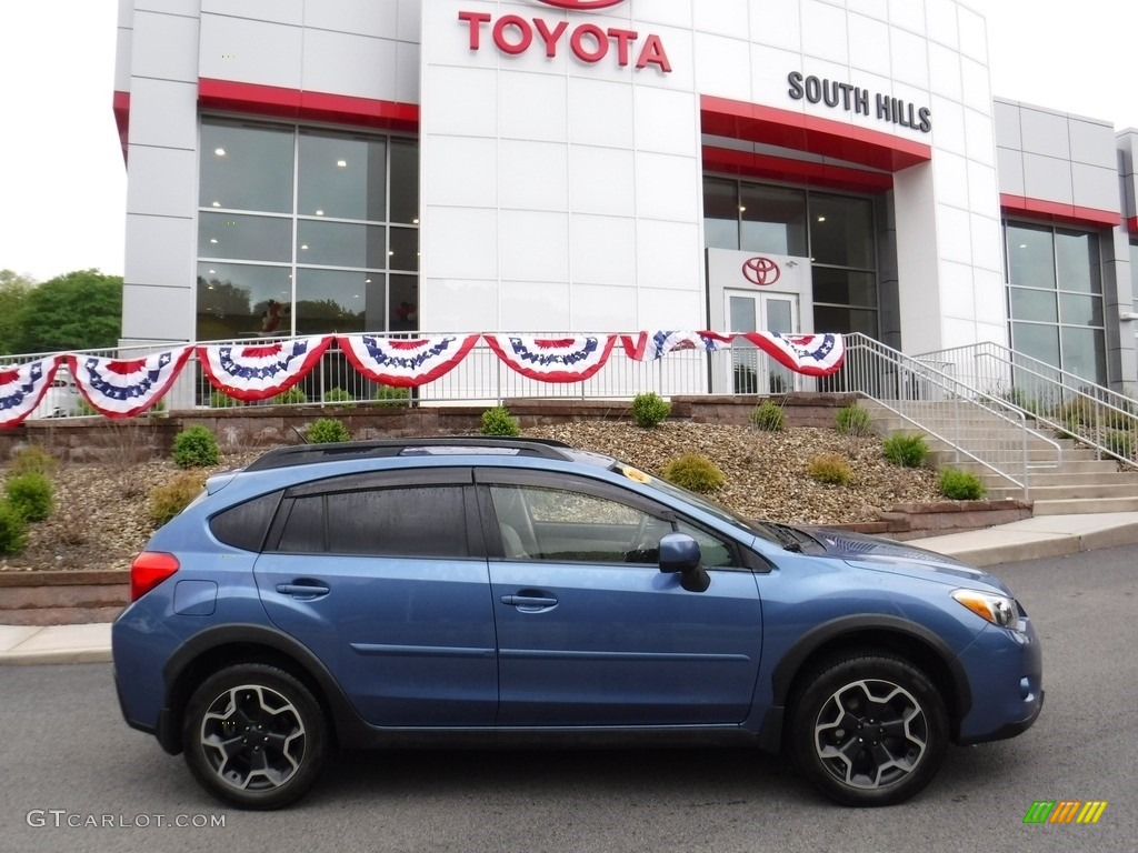 2014 XV Crosstrek 2.0i Limited - Quartz Blue Pearl / Ivory photo #2
