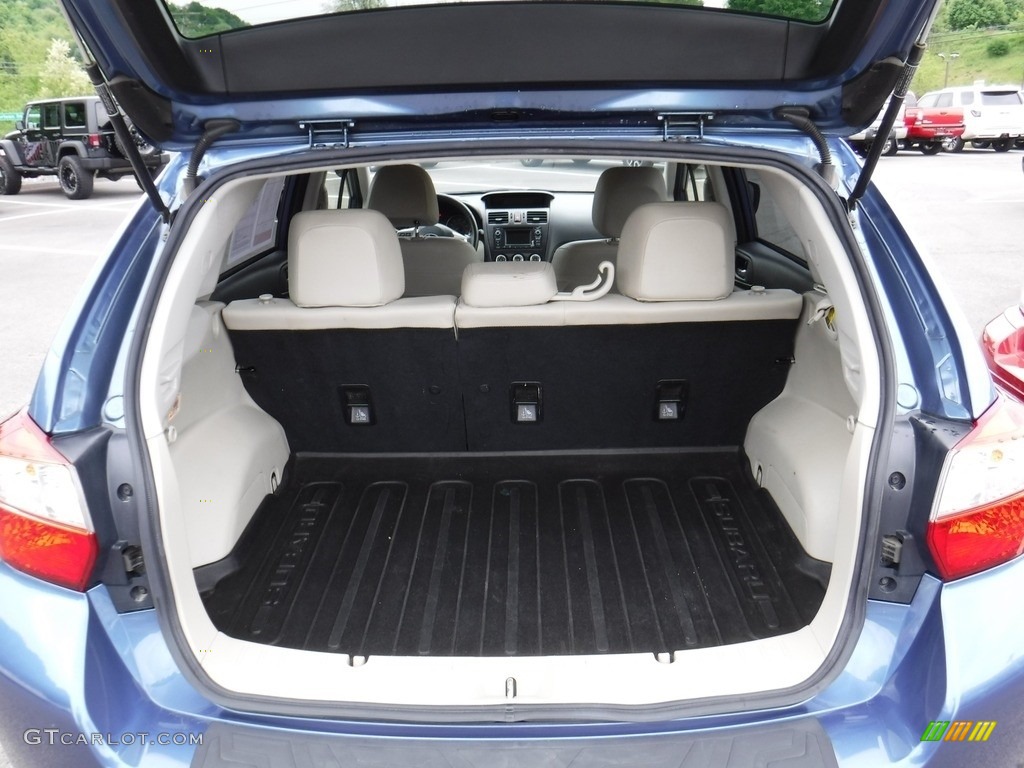 2014 XV Crosstrek 2.0i Limited - Quartz Blue Pearl / Ivory photo #24