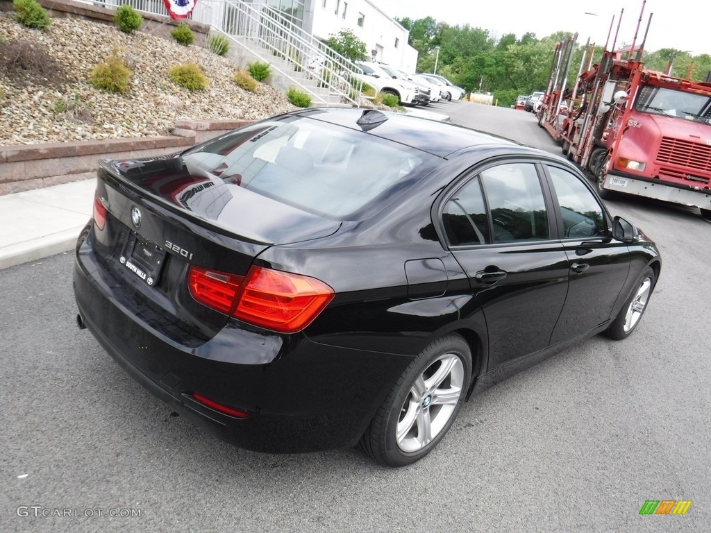 2014 3 Series 320i xDrive Sedan - Black Sapphire Metallic / Black photo #11