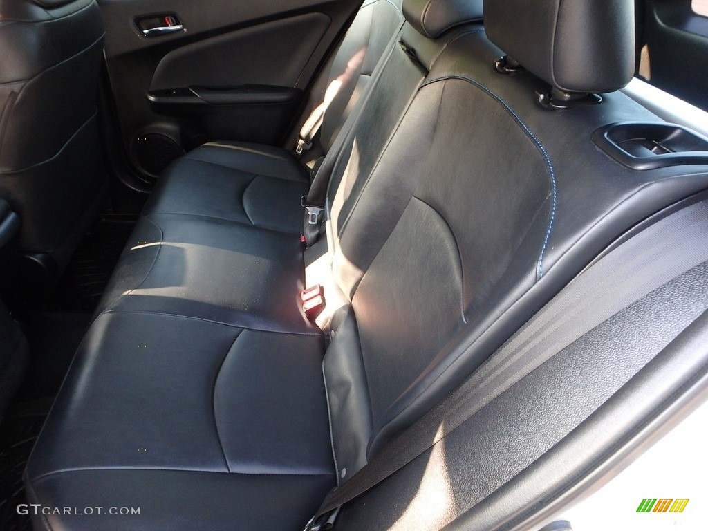 2016 Prius Four Touring - Classic Silver Metallic / Black photo #16