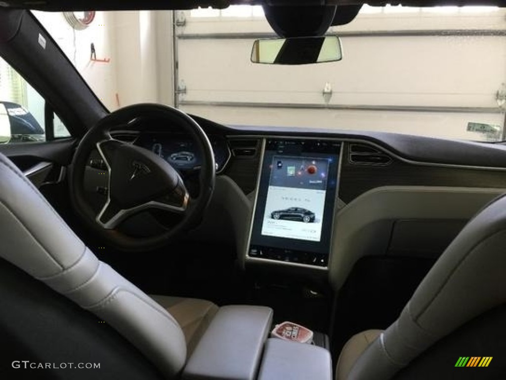 2015 Tesla Model S 85D Grey Dashboard Photo #127362768