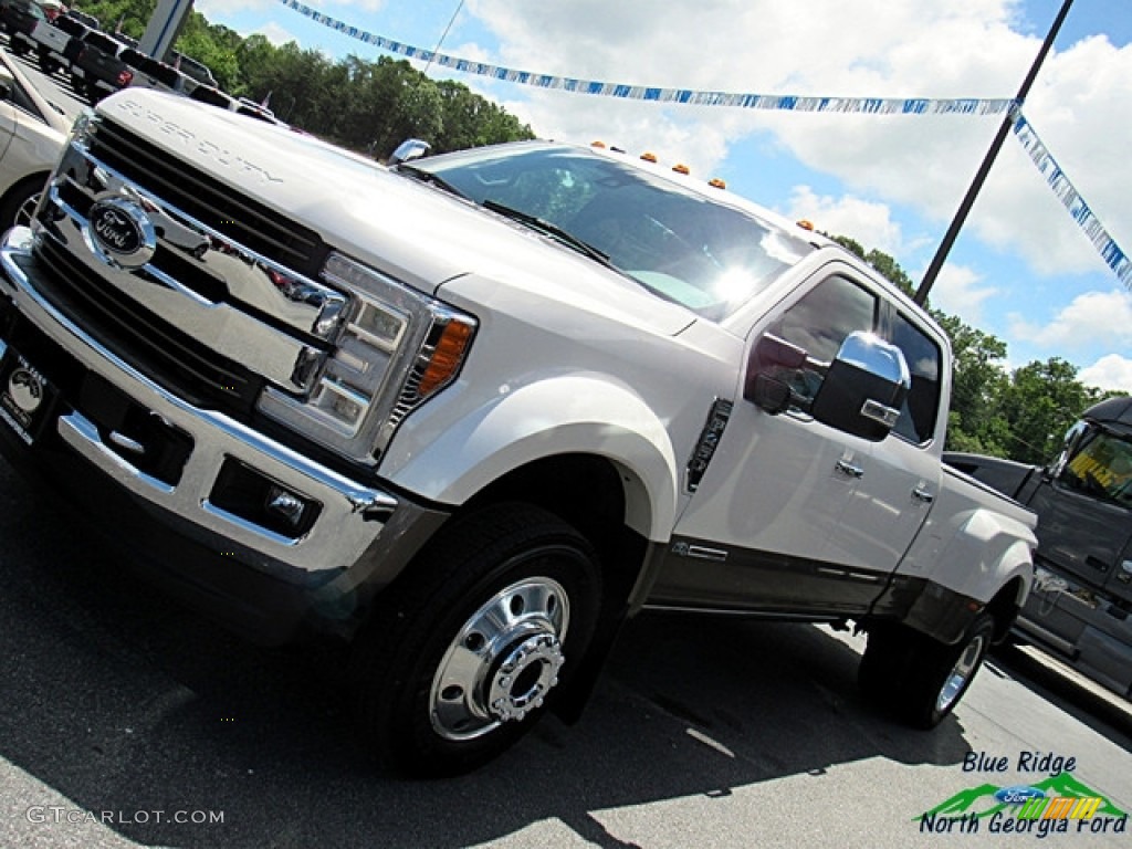 2018 F450 Super Duty King Ranch Crew Cab 4x4 - White Platinum / King Ranch Java photo #36