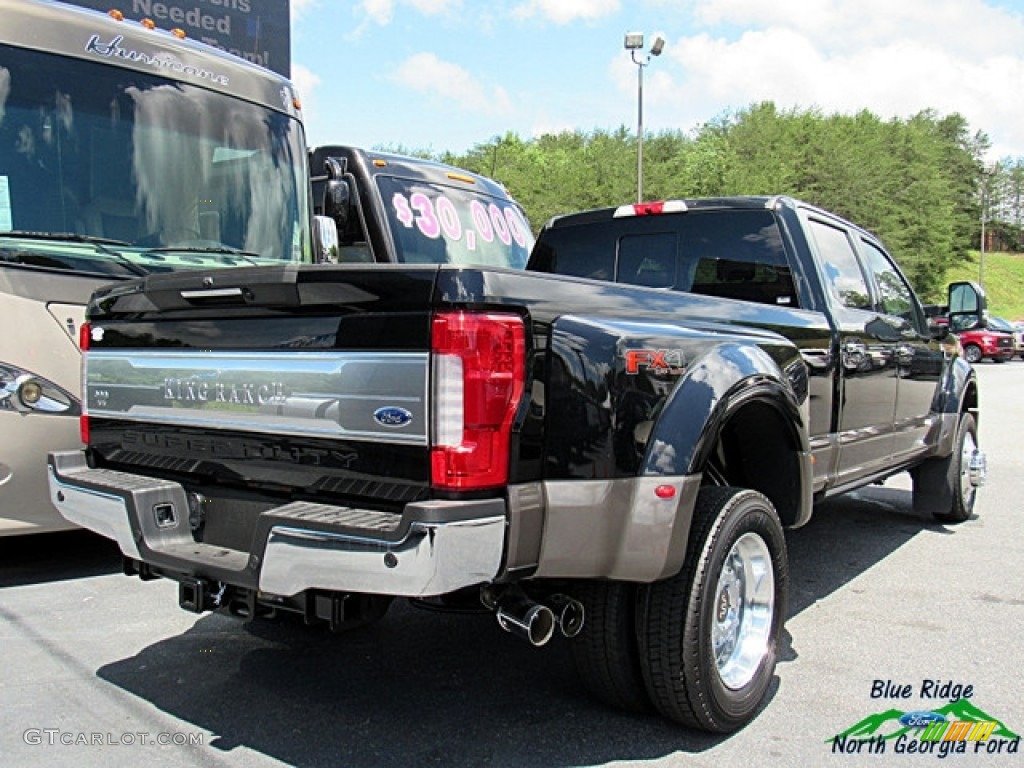 2018 F450 Super Duty King Ranch Crew Cab 4x4 - Shadow Black / King Ranch Java photo #5
