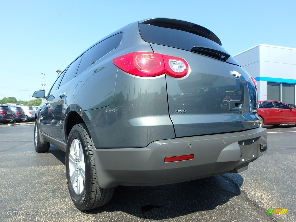 2011 Traverse LT AWD - Steel Green Metallic / Ebony/Ebony photo #5