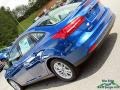 Lightning Blue - Focus SE Sedan Photo No. 32