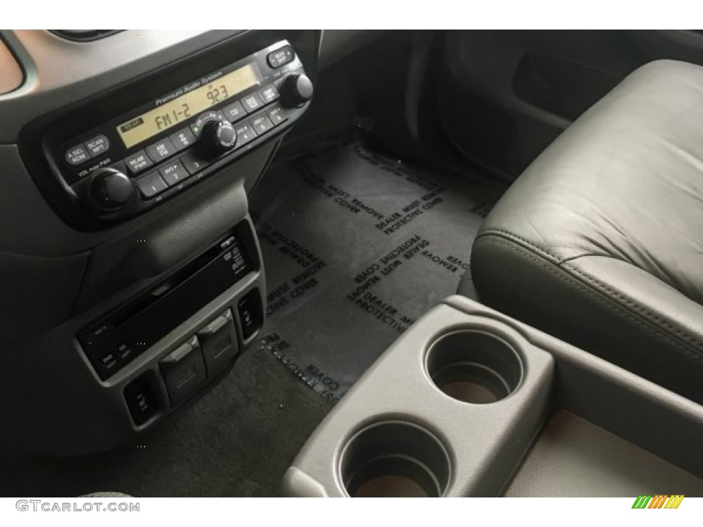 2010 Odyssey Touring - Alabaster Silver Metallic / Gray photo #19