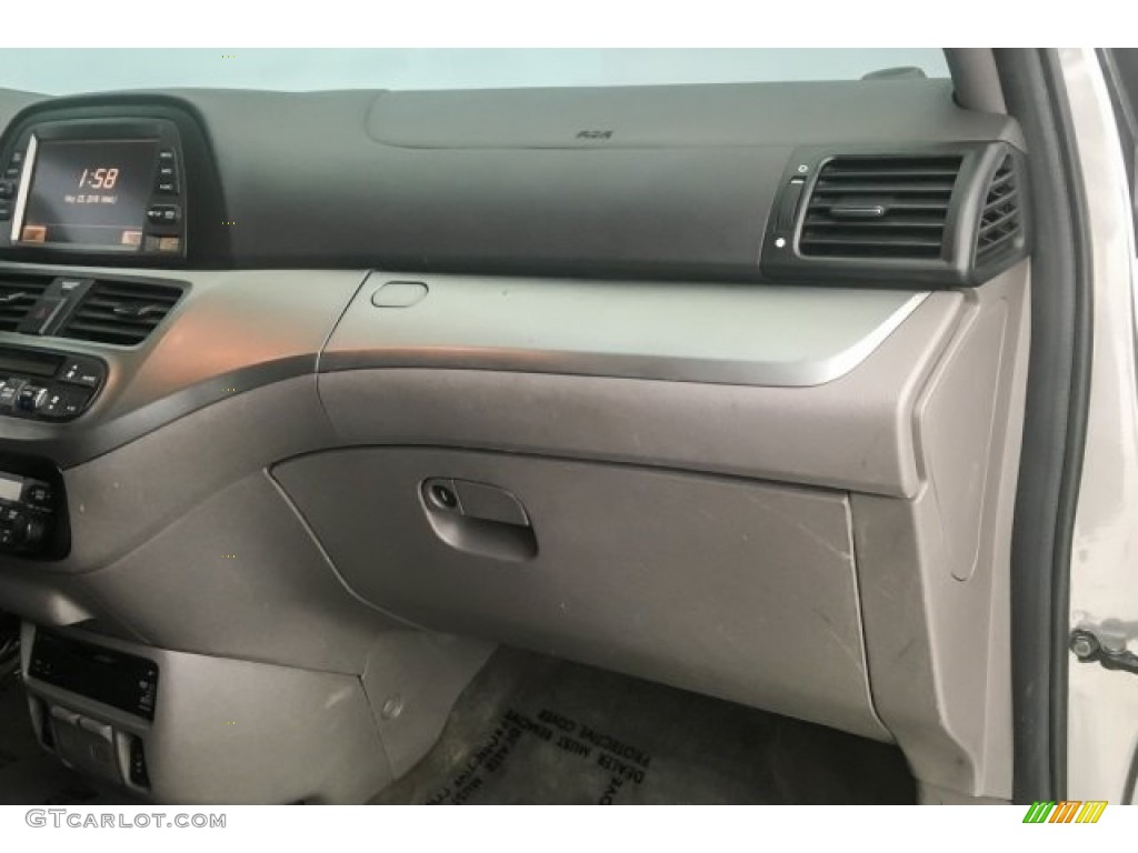 2010 Odyssey Touring - Alabaster Silver Metallic / Gray photo #24