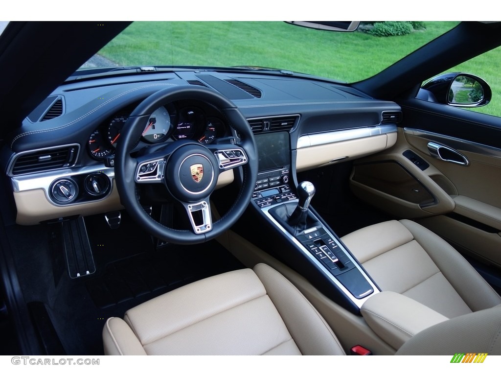 Black/Luxor Beige Interior 2017 Porsche 911 Carrera 4S Cabriolet Photo #127374685