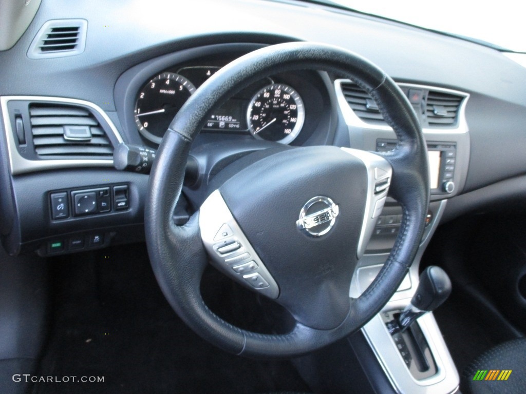 2013 Sentra SV - Red Brick / Charcoal photo #14