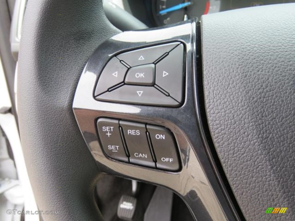 2018 Ford Explorer FWD Controls Photo #127381181