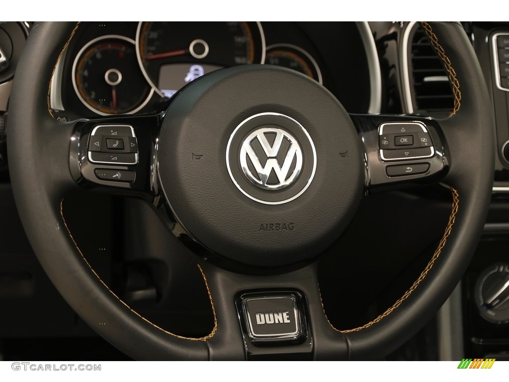 2017 Volkswagen Beetle 1.8T Dune Convertible Dune Gray/Black Steering Wheel Photo #127381802