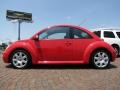 2003 Uni Red Volkswagen New Beetle GLX 1.8T Coupe  photo #2