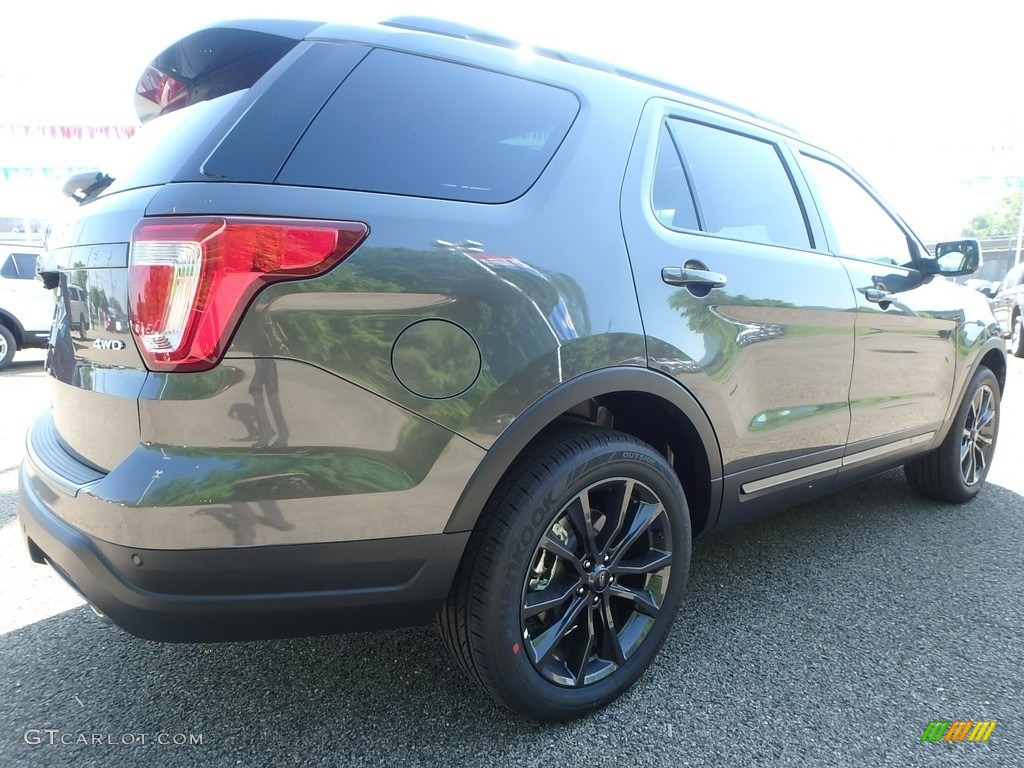 2018 Explorer XLT 4WD - Magnetic Metallic / Ebony Black photo #3