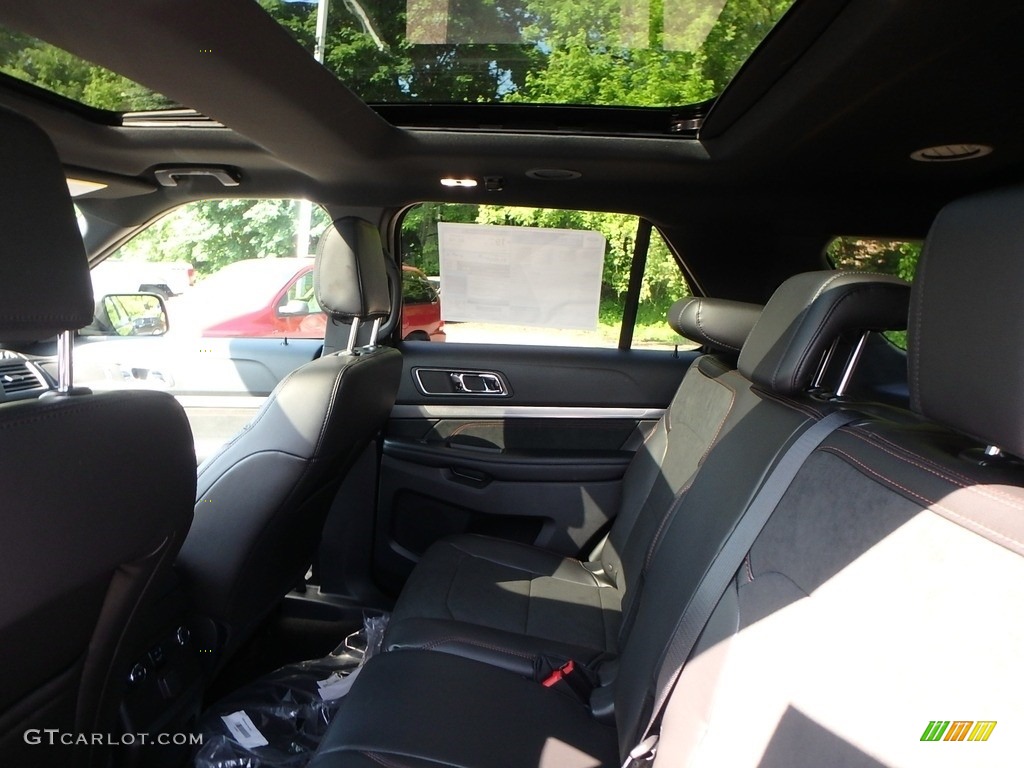 2018 Explorer XLT 4WD - Magnetic Metallic / Ebony Black photo #11