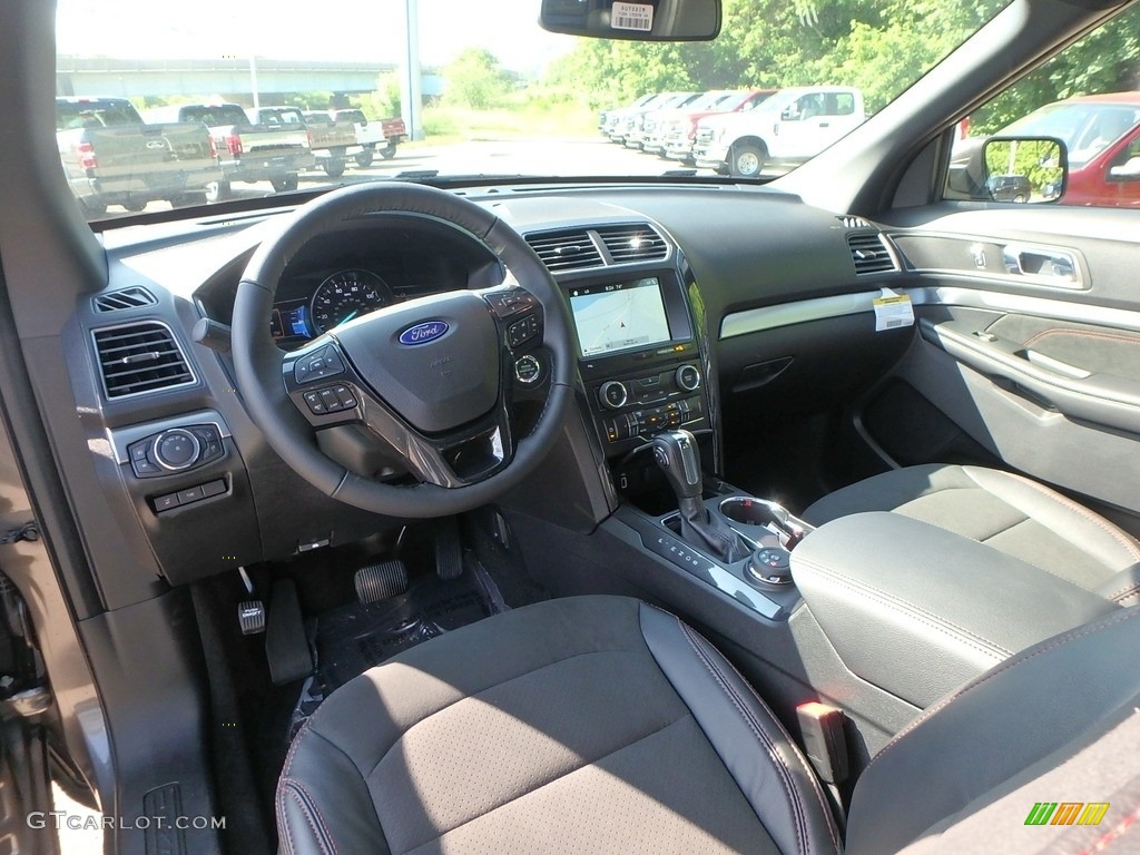 2018 Explorer XLT 4WD - Magnetic Metallic / Ebony Black photo #13