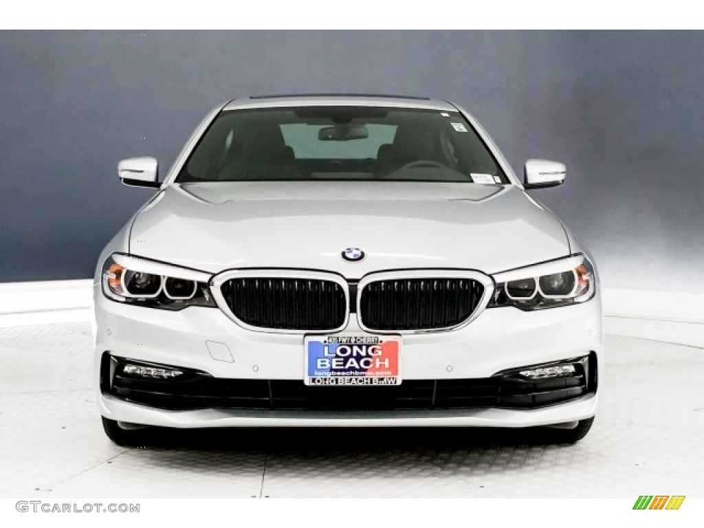 2018 5 Series 530i Sedan - Glacier Silver Metallic / Black photo #2