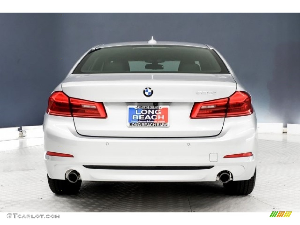 2018 5 Series 530i Sedan - Glacier Silver Metallic / Black photo #3