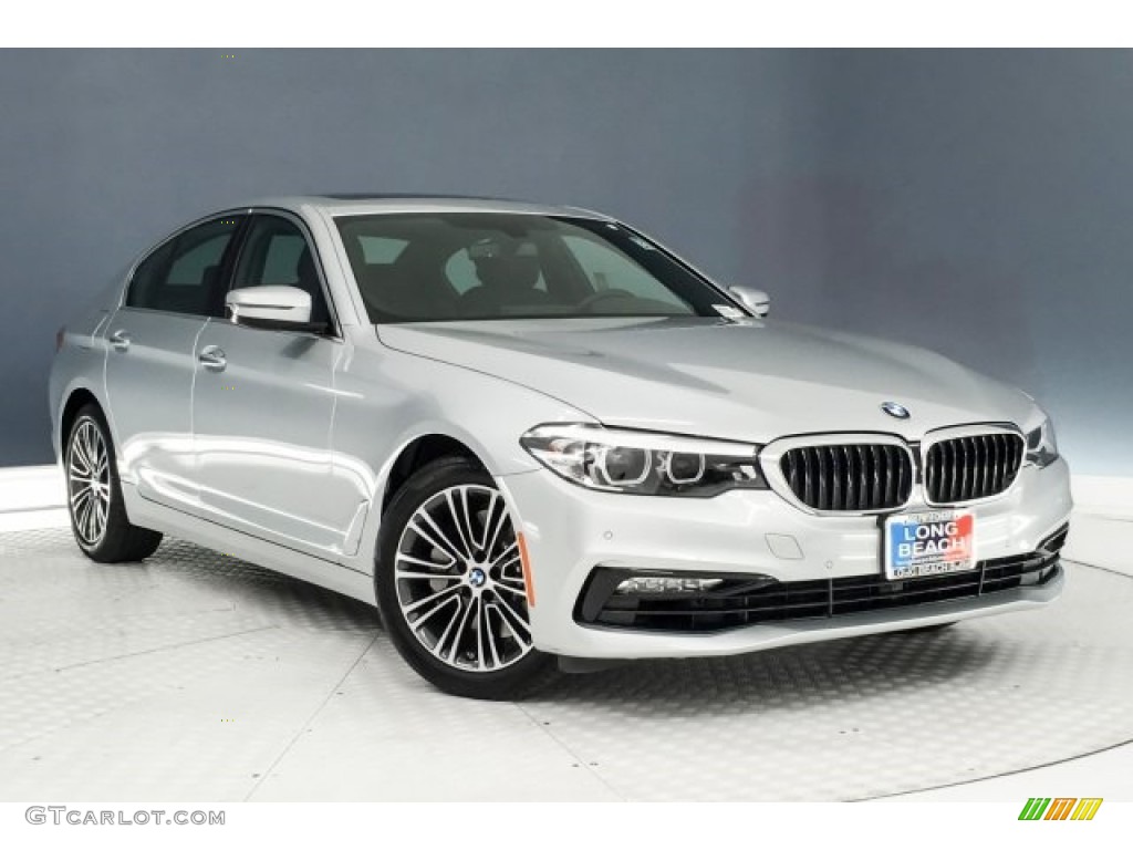 2018 5 Series 530i Sedan - Glacier Silver Metallic / Black photo #12