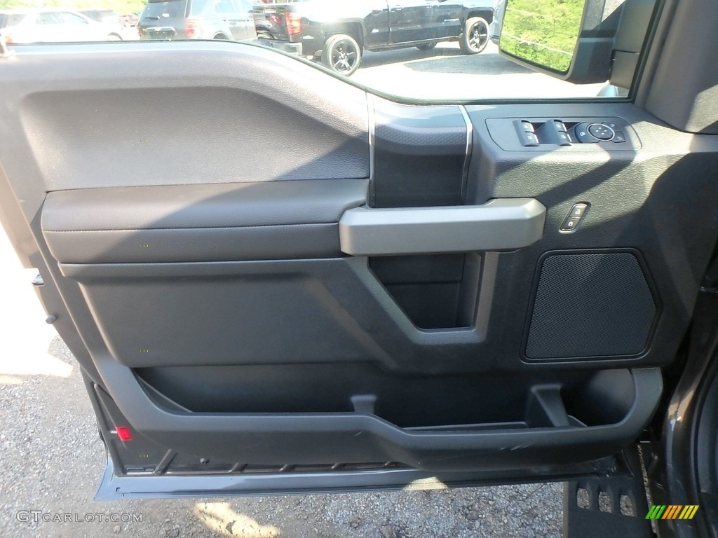 2018 Ford F150 SVT Raptor SuperCab 4x4 Raptor Black Door Panel Photo #127390349