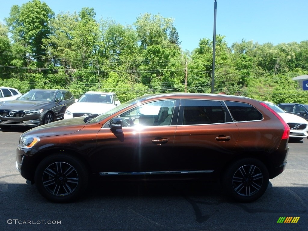 2017 XC60 T5 AWD Dynamic - Rich Java Metallic / Soft Beige photo #7