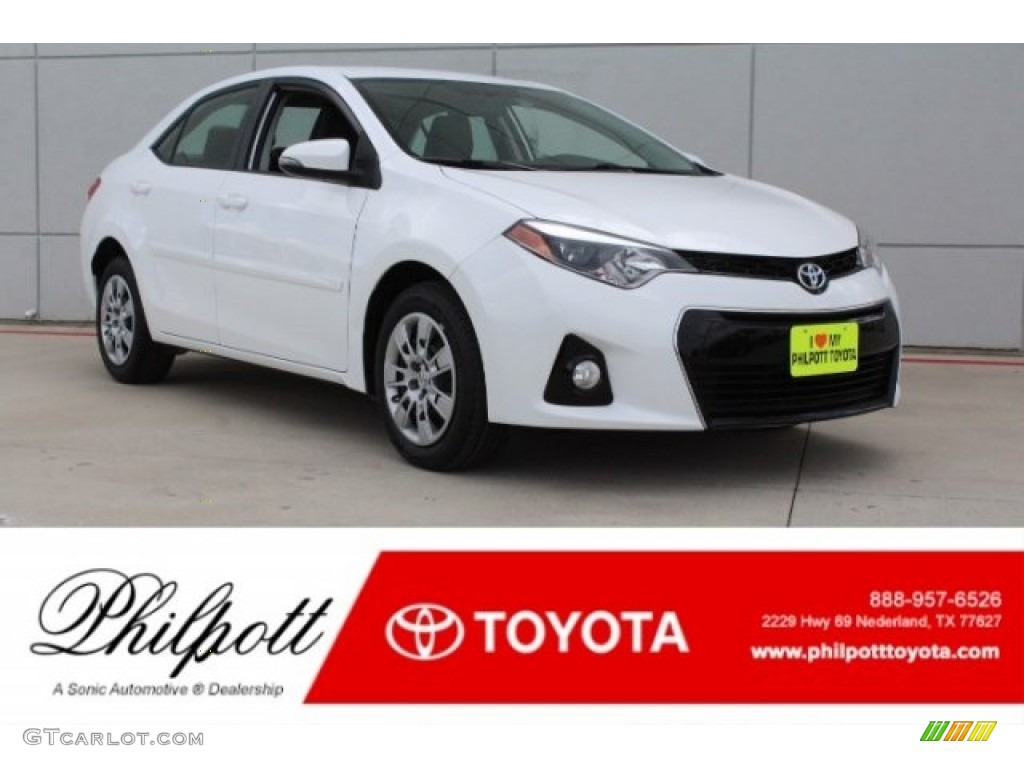 Super White Toyota Corolla