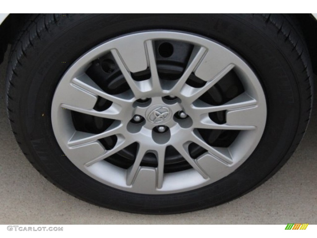 2016 Corolla S Plus - Super White / Black photo #4