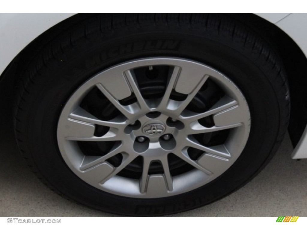 2016 Corolla S Plus - Super White / Black photo #10